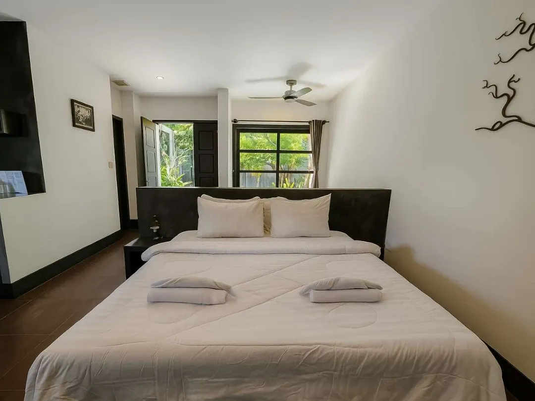 King Pool Access — Prana Hotel room in Siem Reap, photo 1